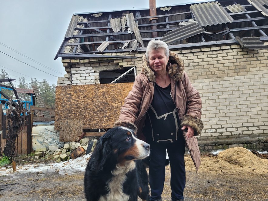 RS110283_Sviatohirsk - Olga dog