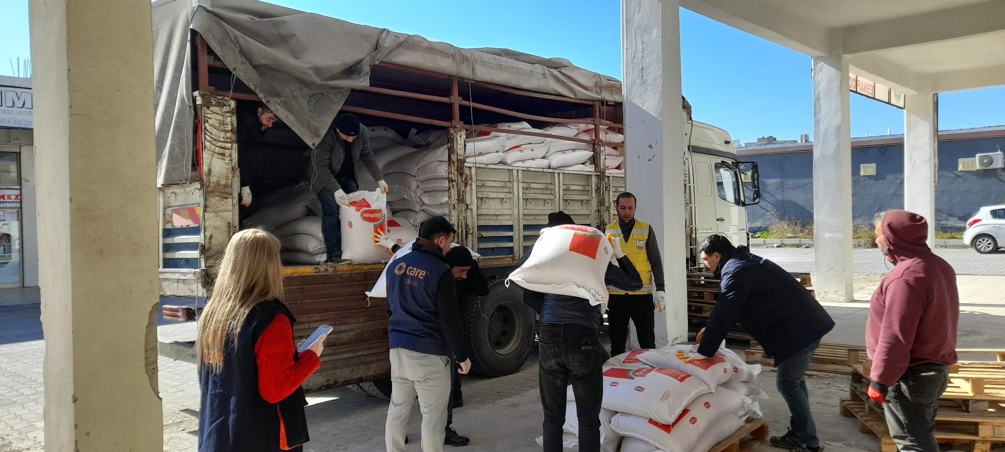 RS97177_Turkey Syria Food distribution